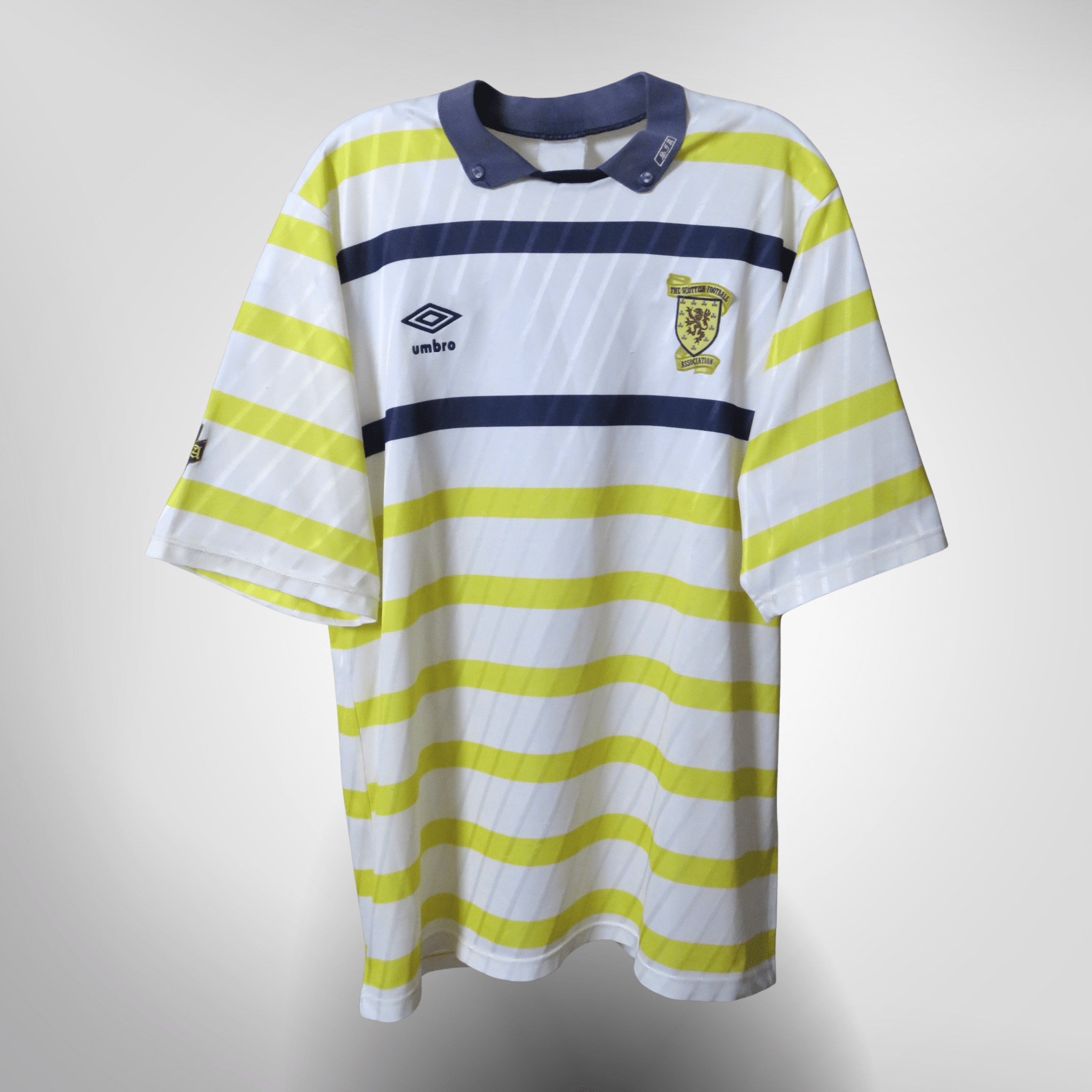 Vintage Scotland 1988-1991 Away football shirt, size L | Nostalgic Football Shirts