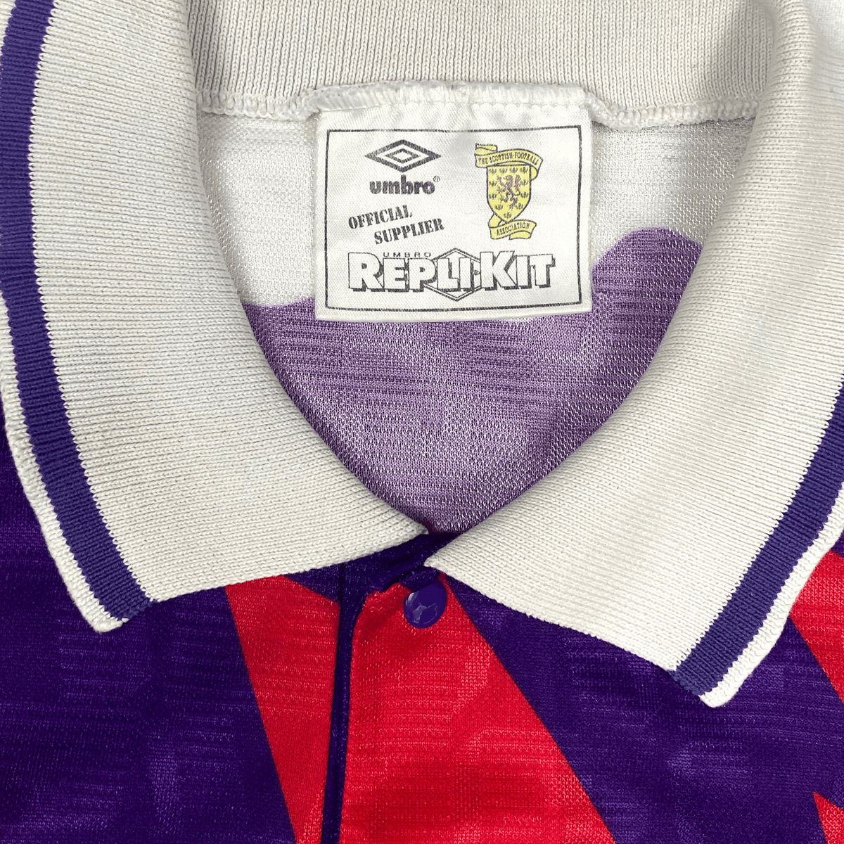 Retro Scotland 1991-1992 Away football jersey by Umbro, size XL | Nostalgic Football Shirts