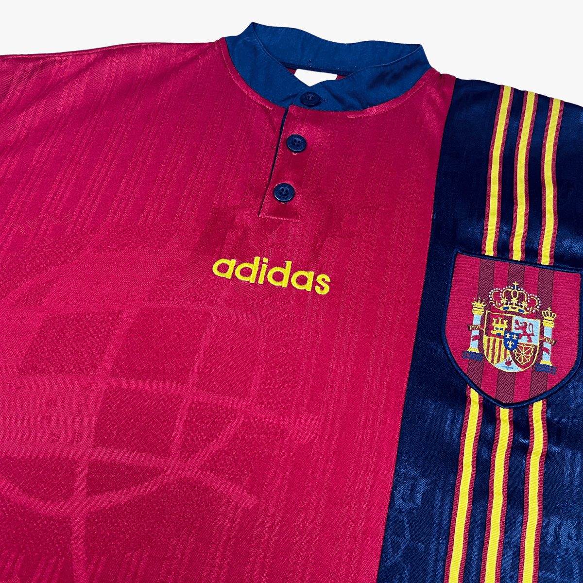 Retro Spain 1996-1998 Home football jersey by Adidas, size L | Nostalgic Football Shirts