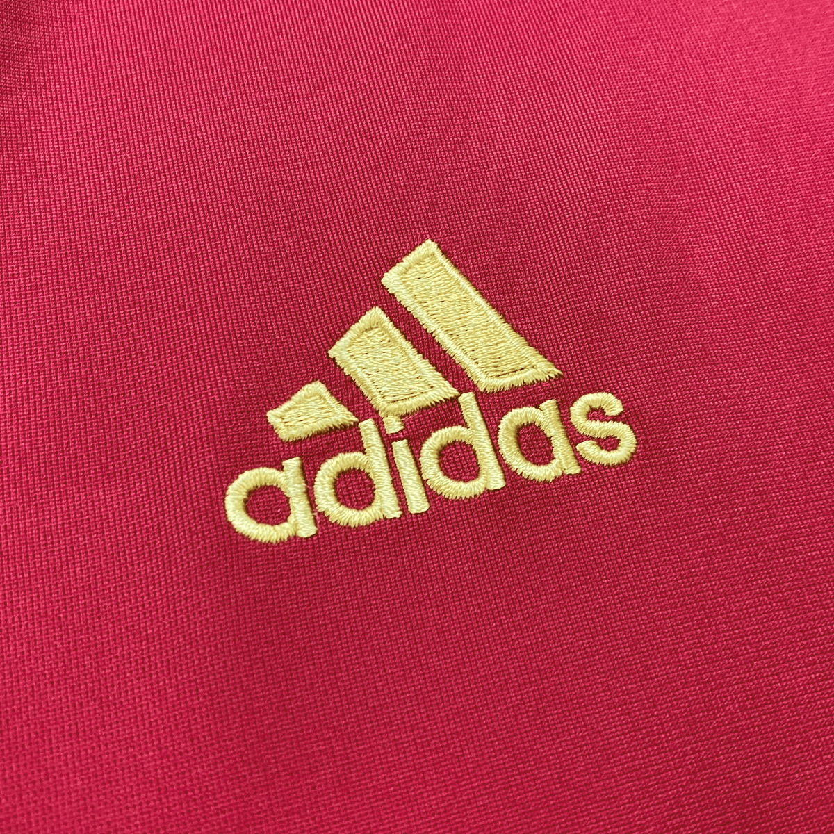 Authentic Adidas Spain 2004-2006 Home shirt, Puyol 5 on the back, size L | Nostalgic Football Shirts
