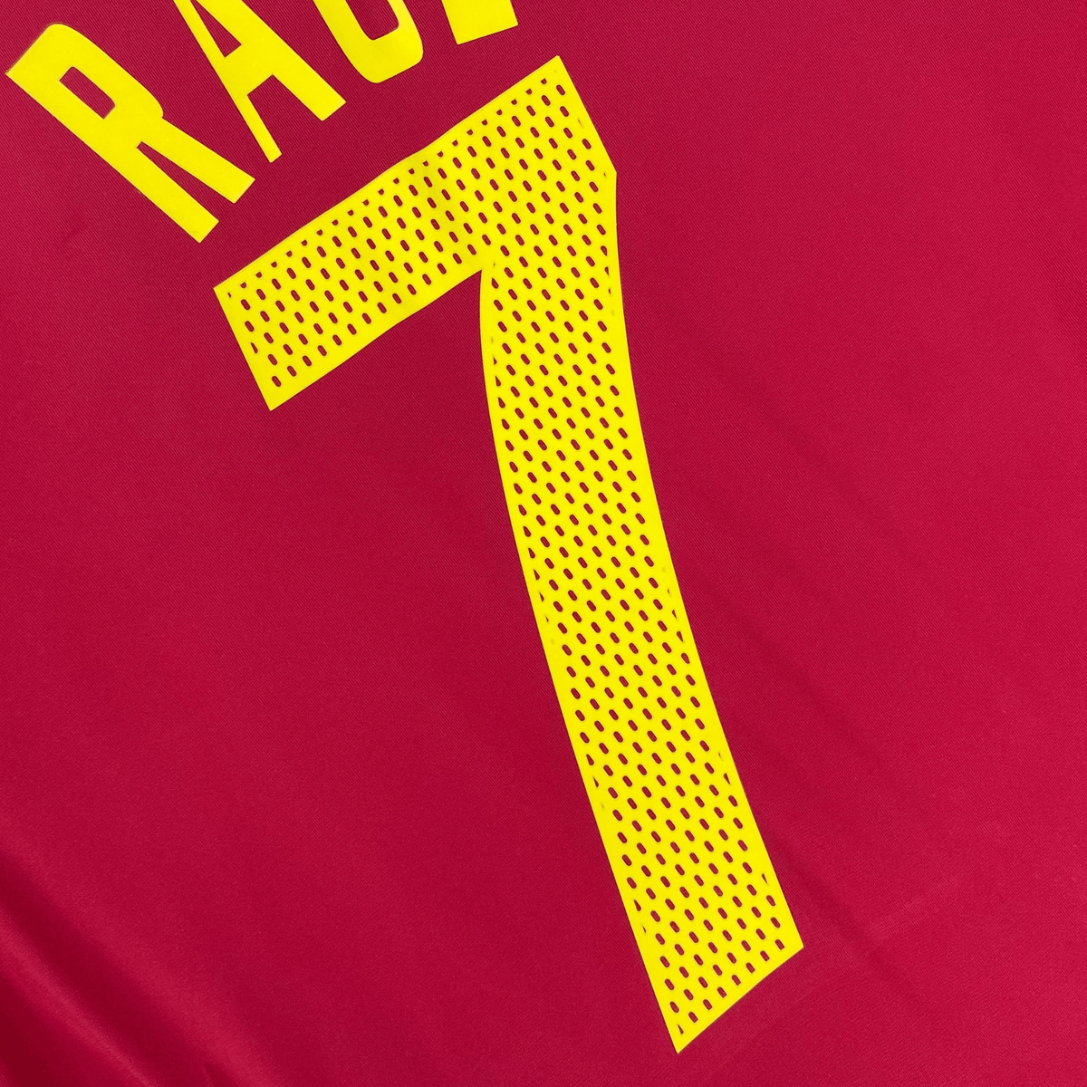 Original Spain 2004-2006 Home football shirt, size M, Raul 7 | Nostalgic Football Shirts