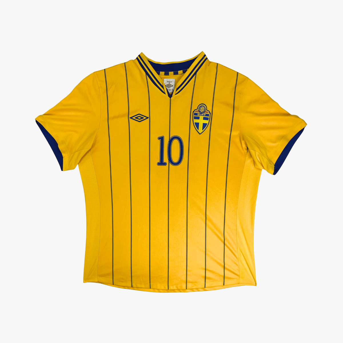 Authentic Umbro Sweden 2012-2013 Home shirt, Ibrahimović 10 on the back, size XXL | Nostalgic Football Shirts