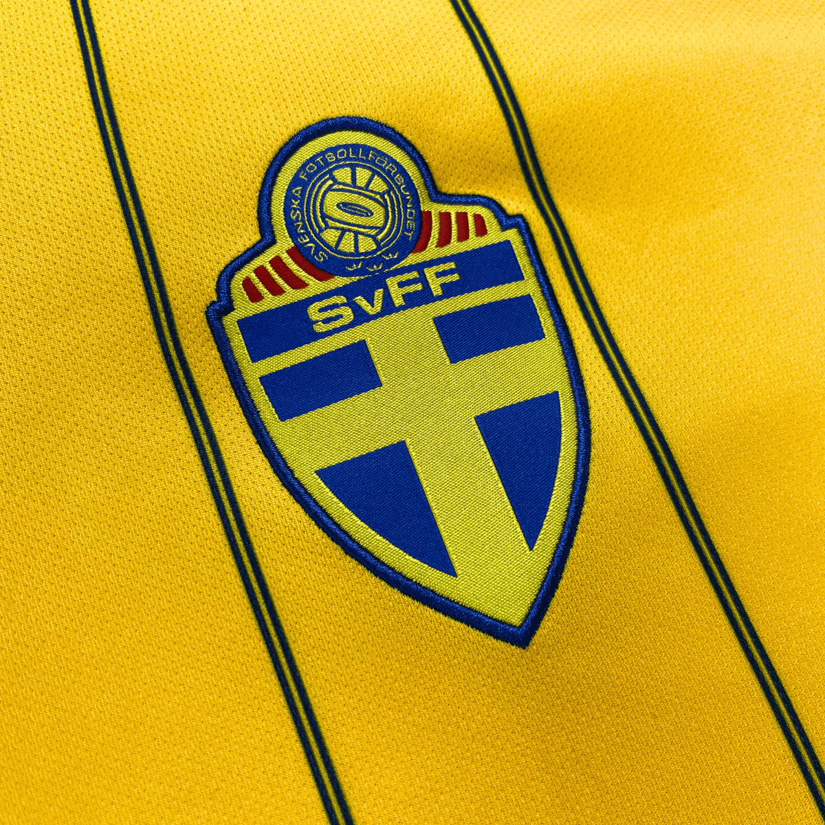 Original Sweden 2012-2013 Home football shirt, size XXL, Ibrahimović 10 | Nostalgic Football Shirts