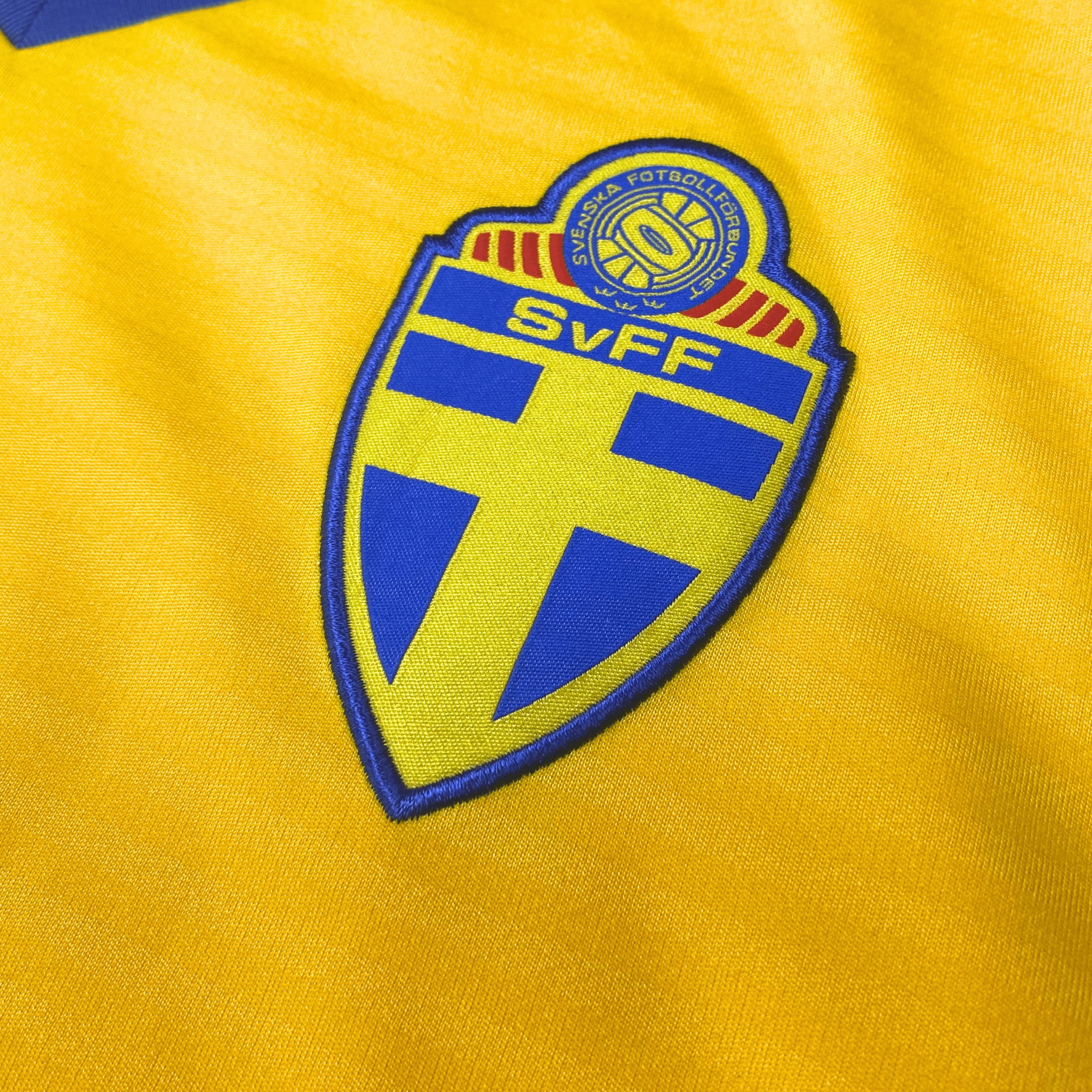Sweden 2010-12 Home Shirt L