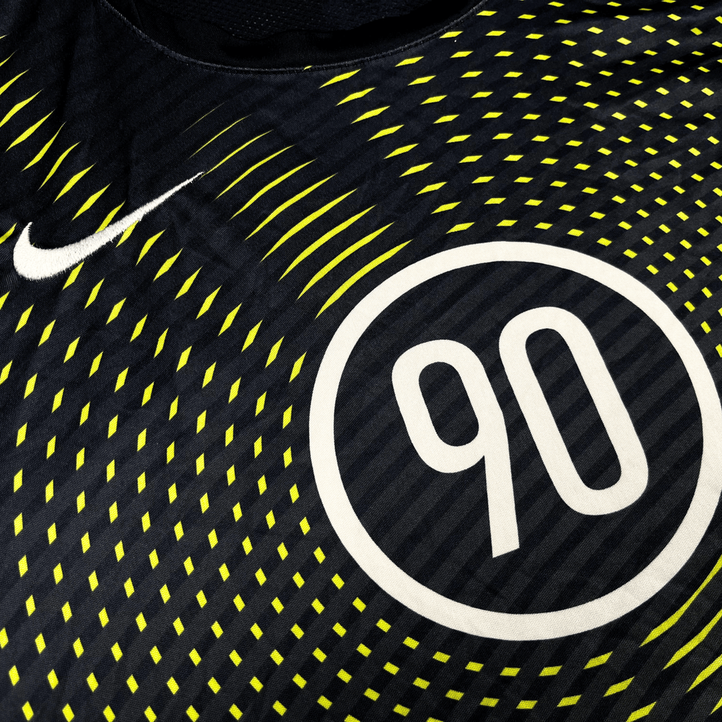 Template Nike 2000 Total 90 Shirt L