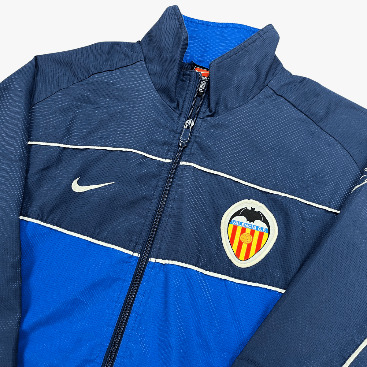 Retro Valencia 2001-2002 jacket by Nike, size M | Nostalgic Football Shirts