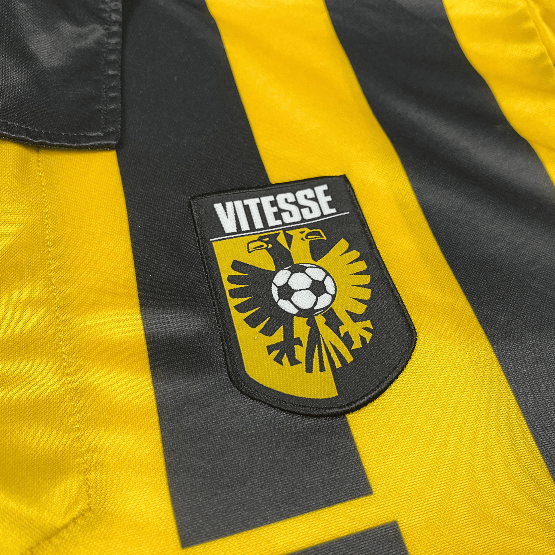 Vitesse 2000-01 Home Shirt L