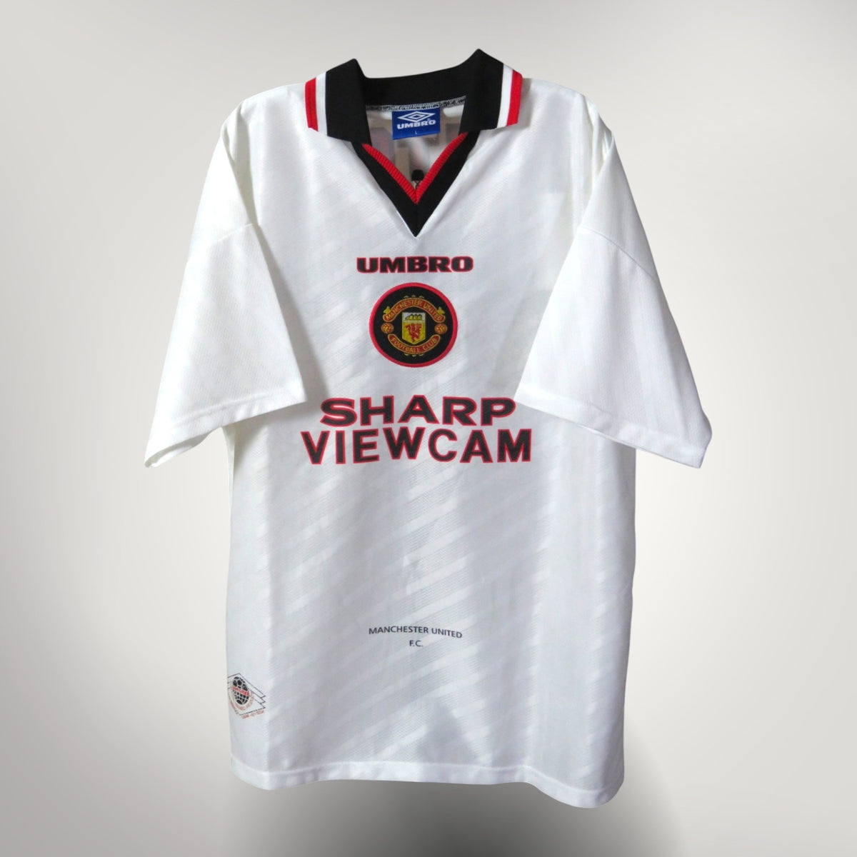 Manchester United 1996-97 Away Cantona #7 Shirt L