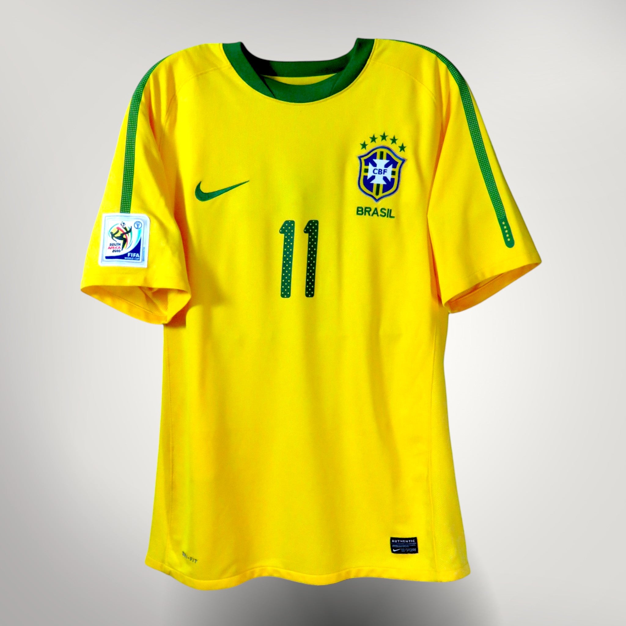 Brazil 2010-11 Home Robinho #11 Shirt M