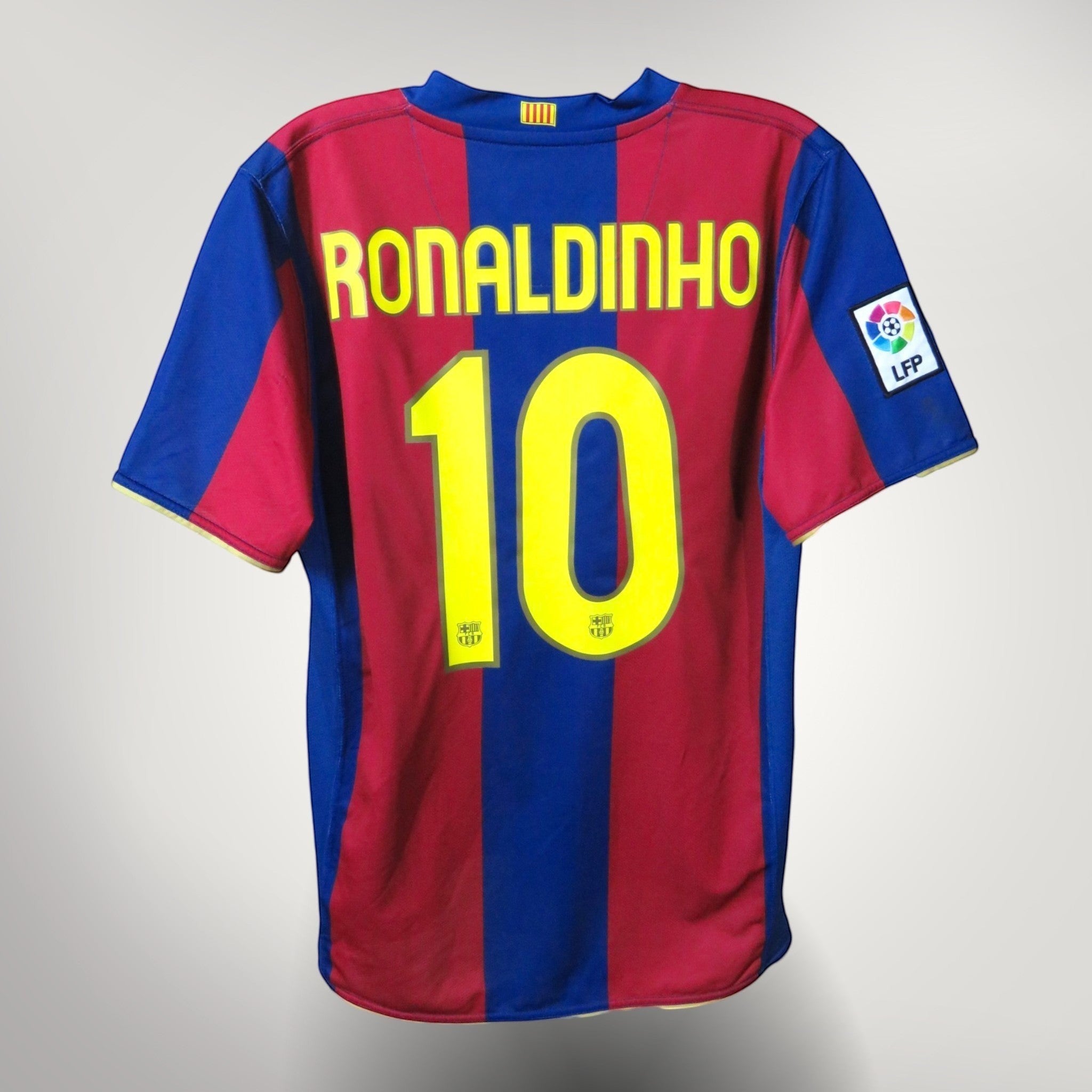 Barcelona 2007-08 Home Ronaldinho #10 Shirt M