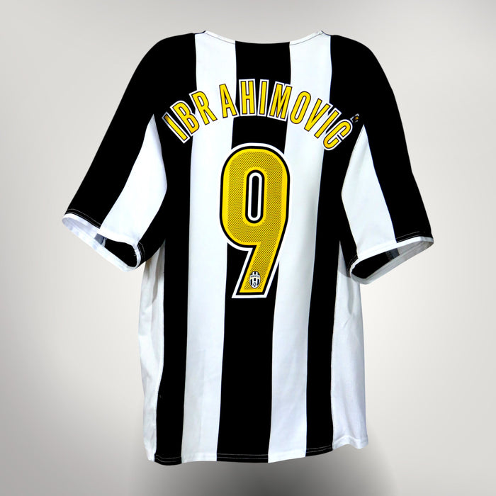 Juventus 2004-05 Home Ibrahimovic #9 Shirt M