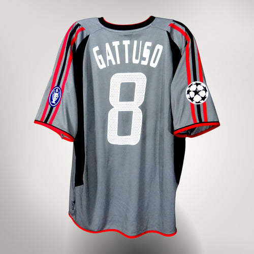 Nostalgic Football Shirts AC Milan 2003-04 Gattuso 8 voetbalshirt in grijs met rode en zwarte details en rugbedrukking