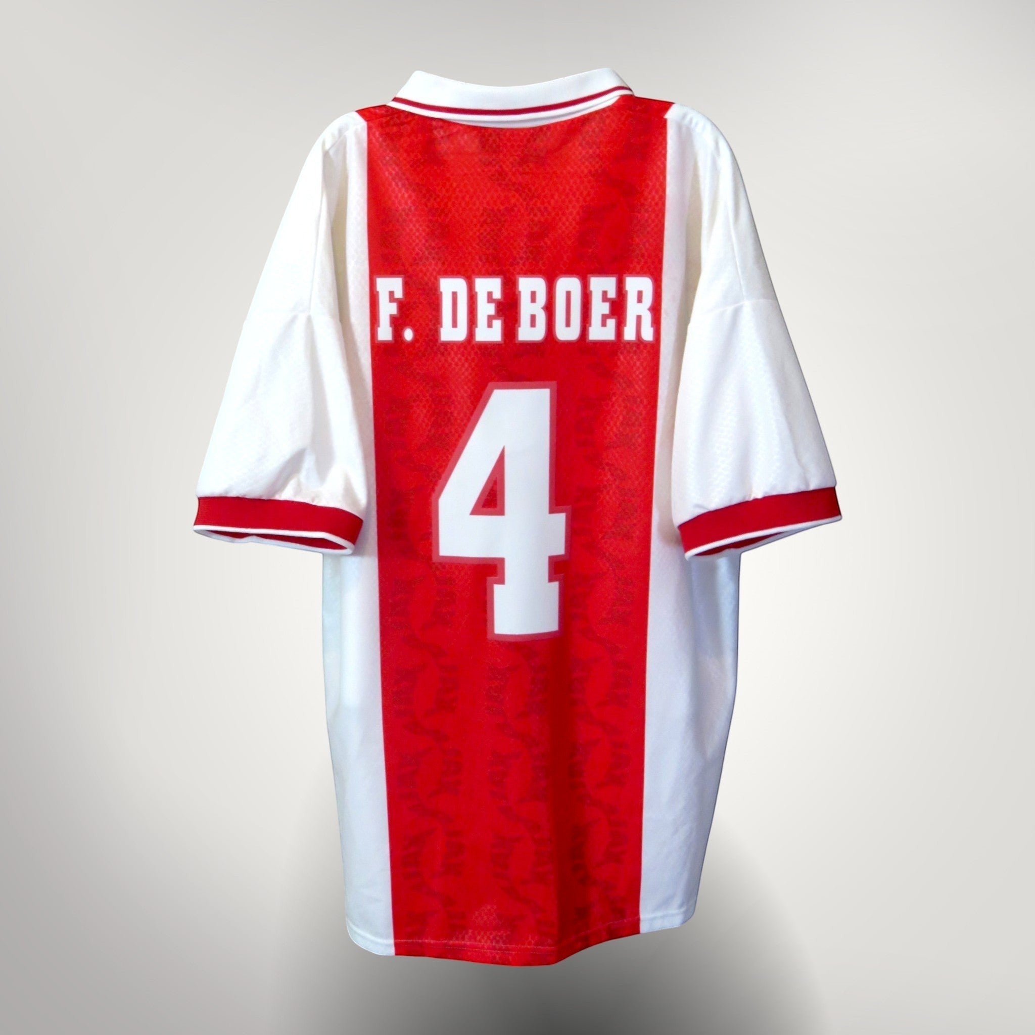 Nostalgic Football Shirts Ajax 1998-99 thuisshirt met F. De Boer nummer 4 bedrukking op de achterkant