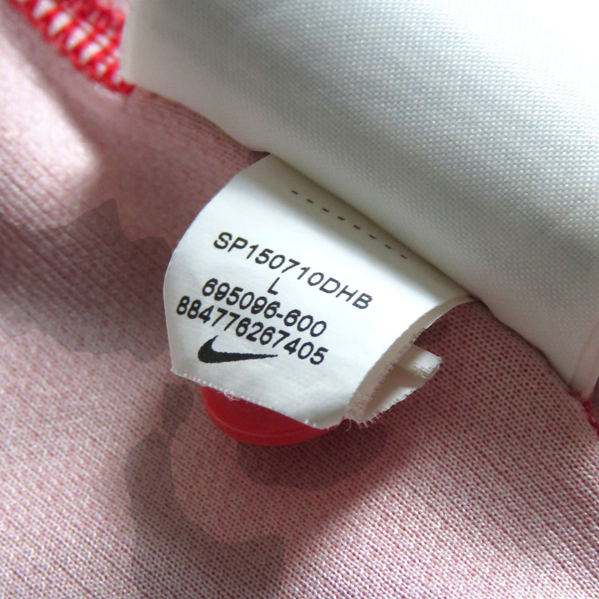 Nostalgic Football Shirts AS Monaco 2014-15 thuisshirt label met Nike logo en productcode