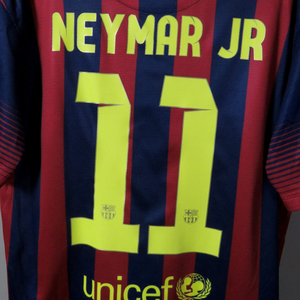 Nostalgic Football Shirts Barcelona 2013-14 thuisshirt met Neymar Jr 11 bedrukking in blaugrana strepen