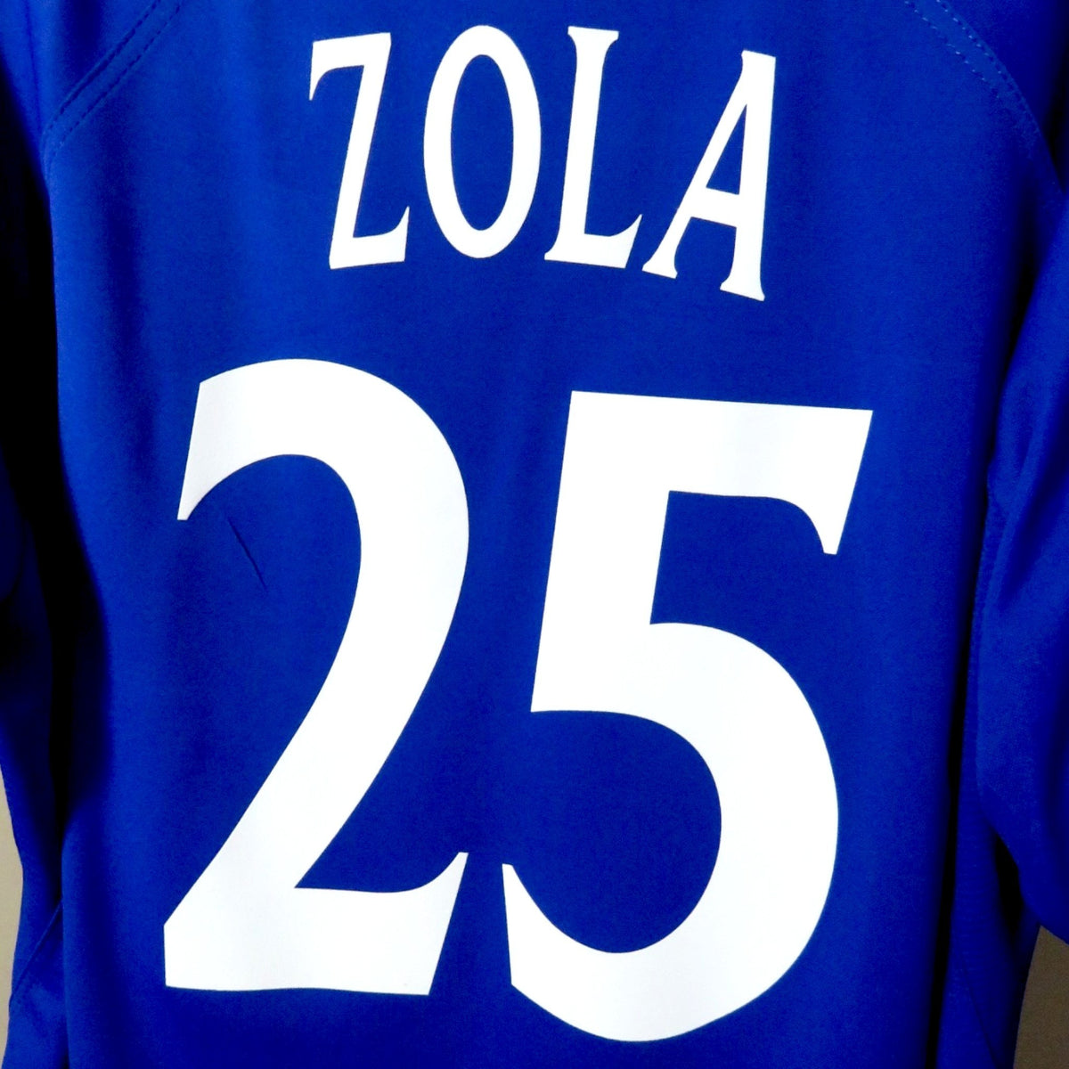 Nostalgic Football Shirts Chelsea 1999-2001 thuisshirt blauw met Zola 25 bedrukking op de rug