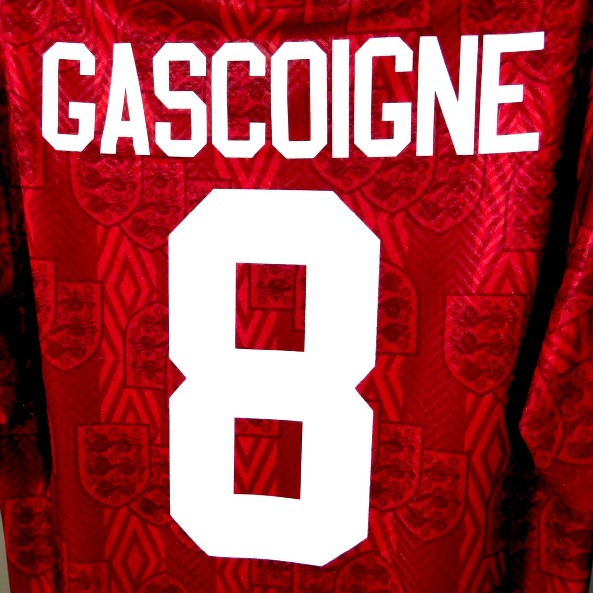 Nostalgic Football Shirts rood Engeland 1994-95 uitshirt met Gascoigne nummer 8 bedrukking en subtiel patroon