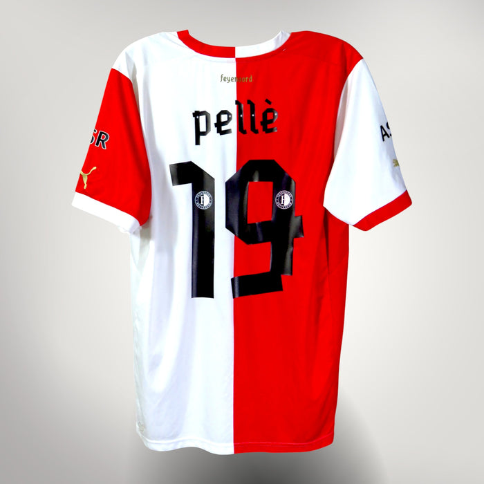 Nostalgic Football Shirts Feyenoord 2012-13 thuisshirt met Pelle nummer 19 in rood en wit met Puma details
