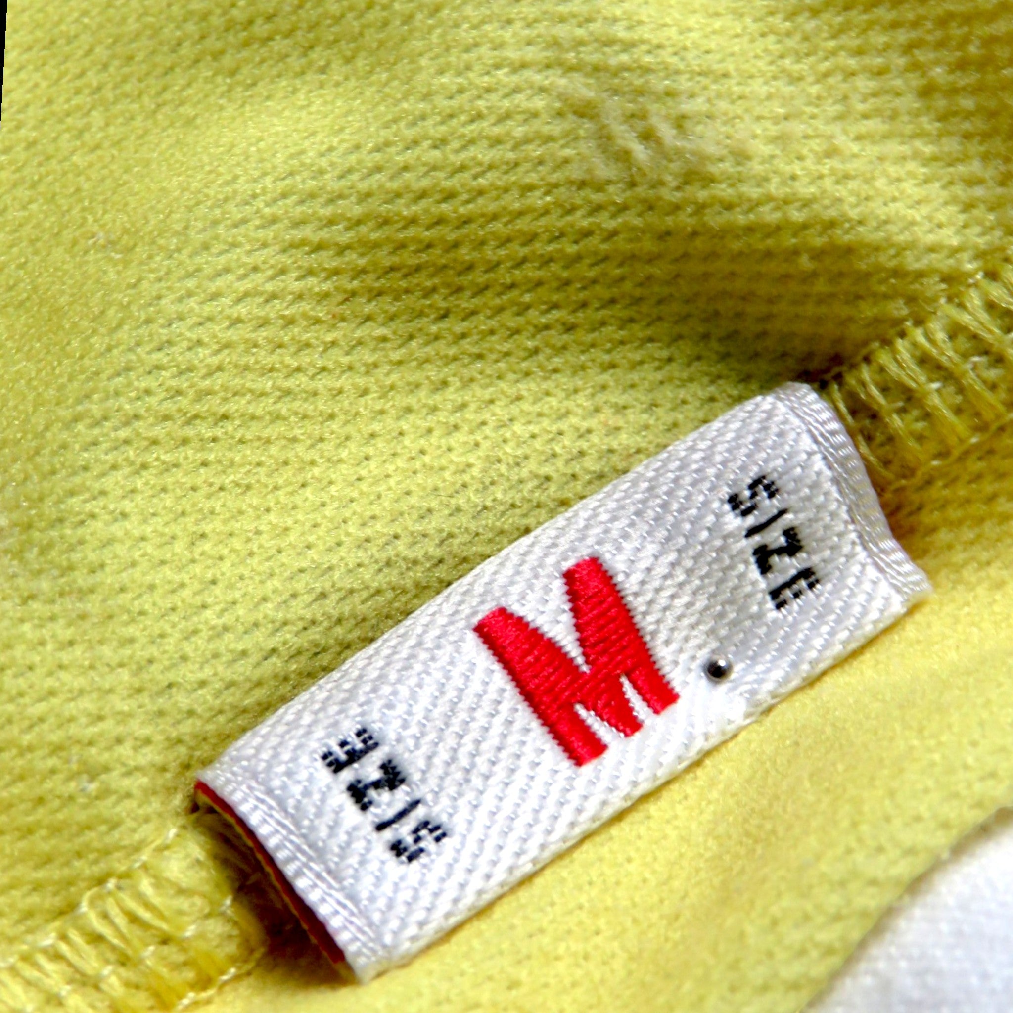 Nostalgic Football Shirts Feyenoord 2003-04 shirt maat M label detail in geel textiel