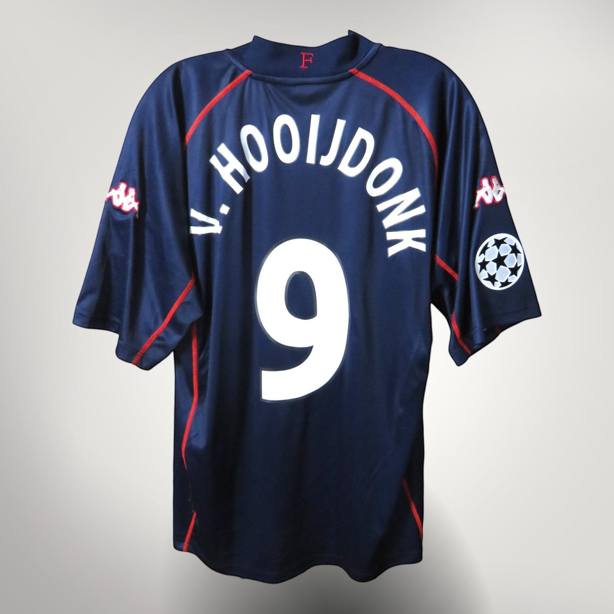 Nostalgic Football Shirts Feyenoord 2002-03 derde voetbalshirt navy met Van Hooijdonk nummer 9 bedrukking