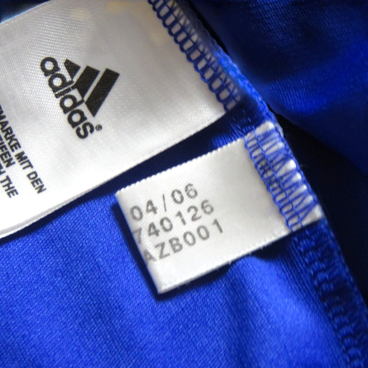 Nostalgic Football Shirts France 2006-07 thuisshirt label met Adidas logo en productiedatum