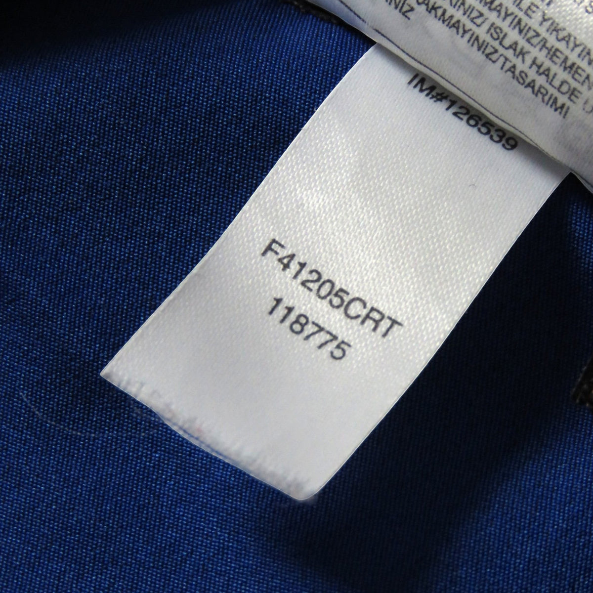 Nostalgic Football Shirts Inter Milan 2004-05 voetbalshirt waslabel met productcodes op blauwe stof
