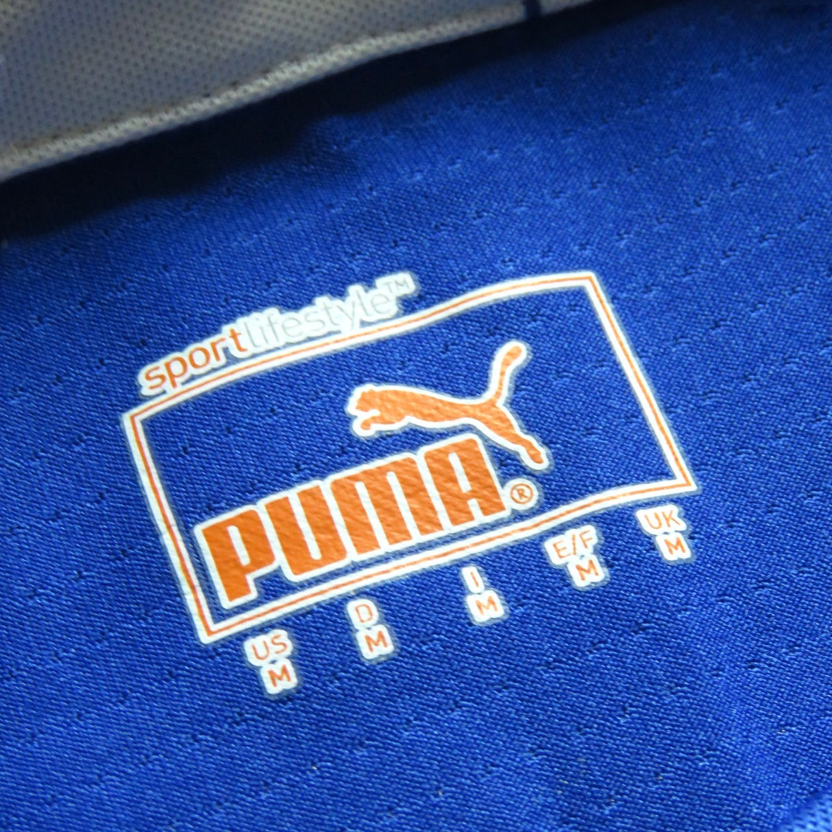 Nostalgic Football Shirts Italië 2014-15 thuisshirt Puma logo detail in blauwe performance stof