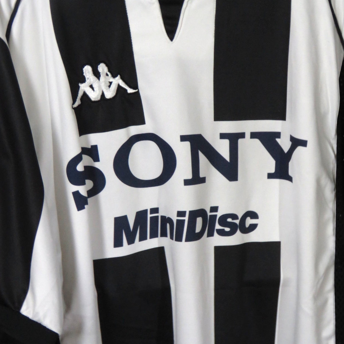 Nostalgic Football Shirts Juventus 1997-98 thuisshirt met zwart-witte strepen, Sony sponsor en Kappa logo