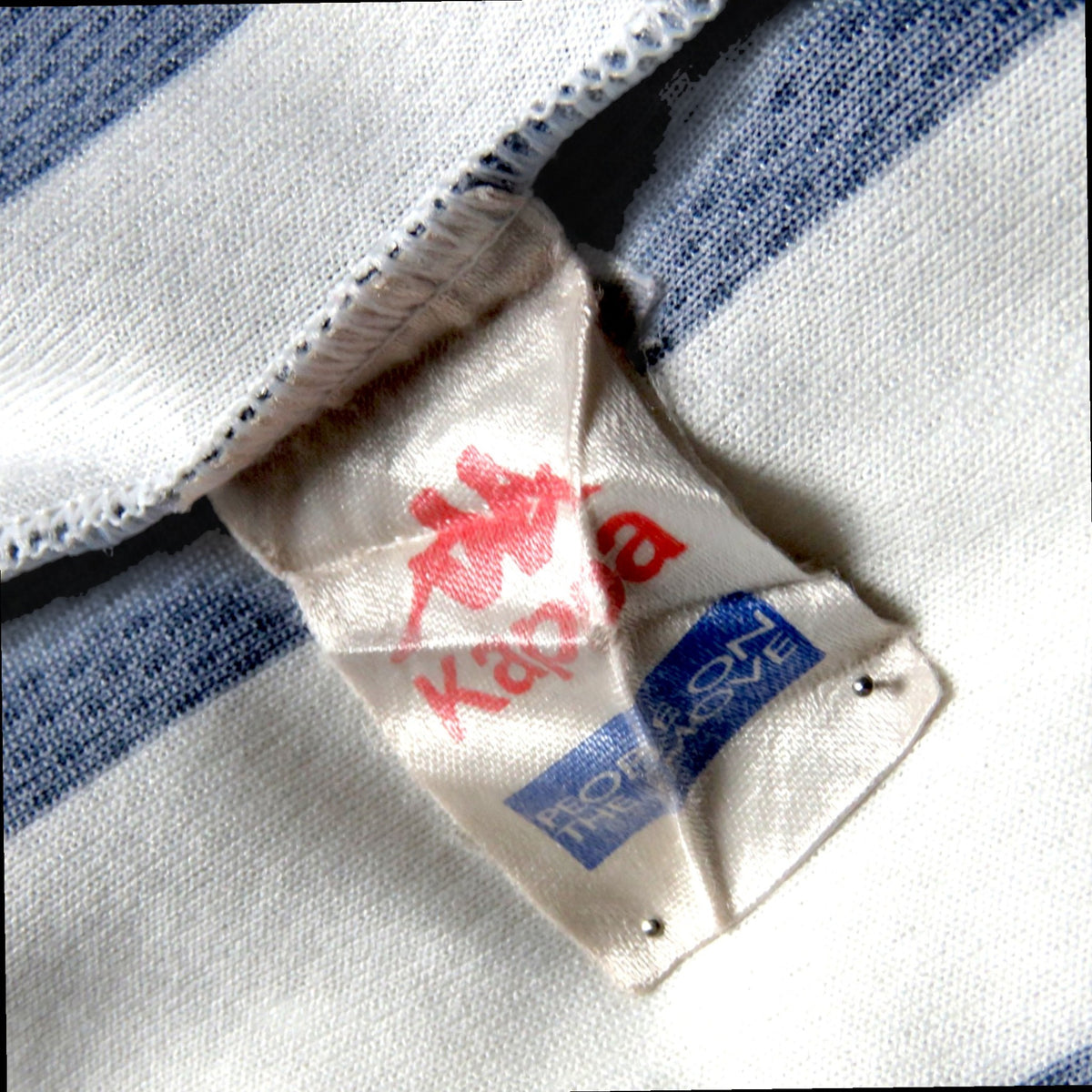 Nostalgic Football Shirts vintage Juventus 1995-96 Kappa shirt label met maat XL en iconisch logo
