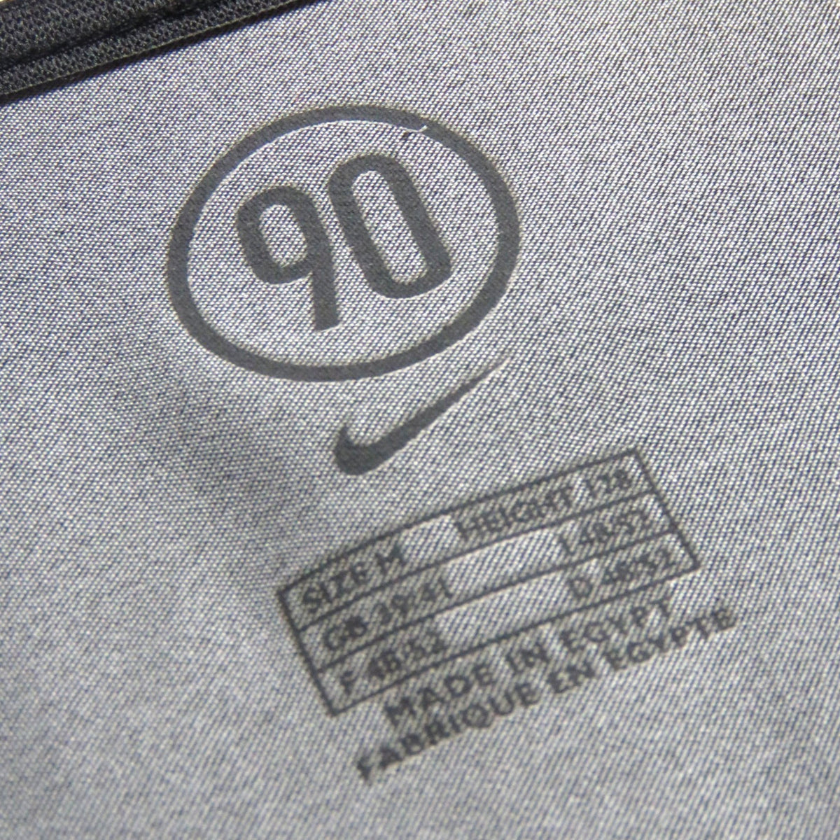 Nostalgic Football Shirts Juventus 2004-05 thuisshirt maat M label met Nike logo en maatvoering