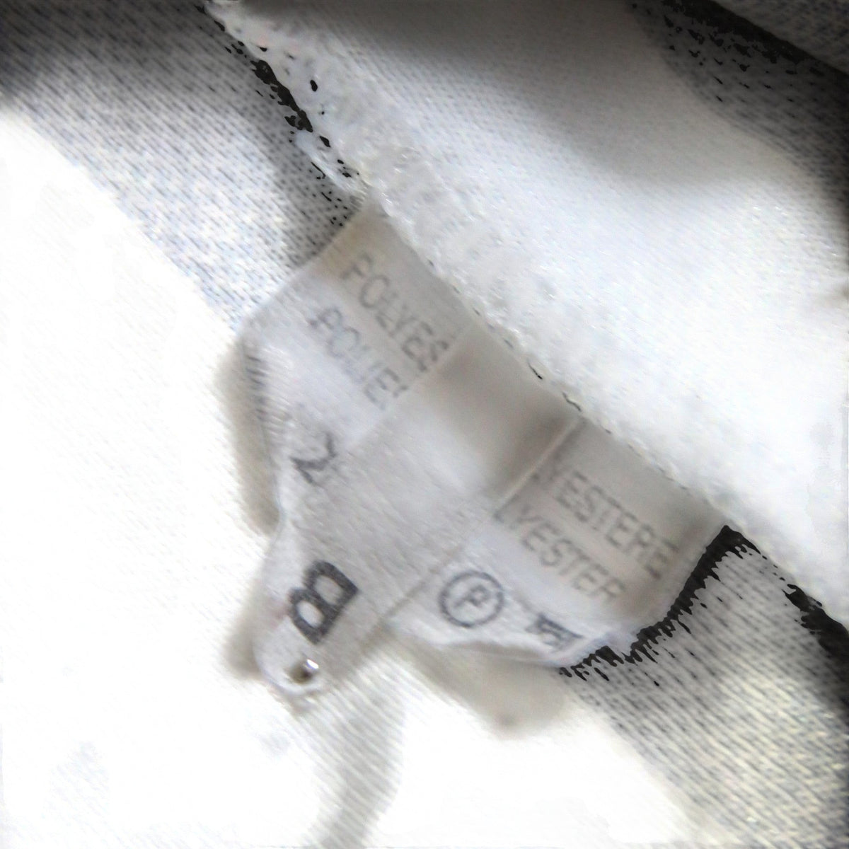 Nostalgic Football Shirts label van Juventus 1995-96 thuisshirt met materiaalgegevens in zwart-wit gestreept design