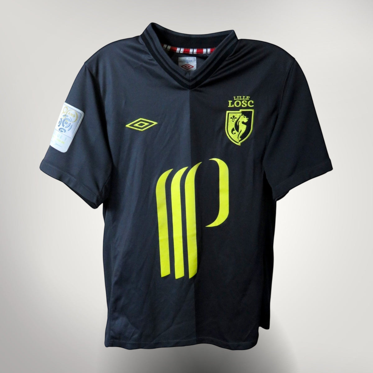 Nostalgic Football Shirts Lille 2012-13 derde voetbalshirt in zwart met gele details en Umbro logo