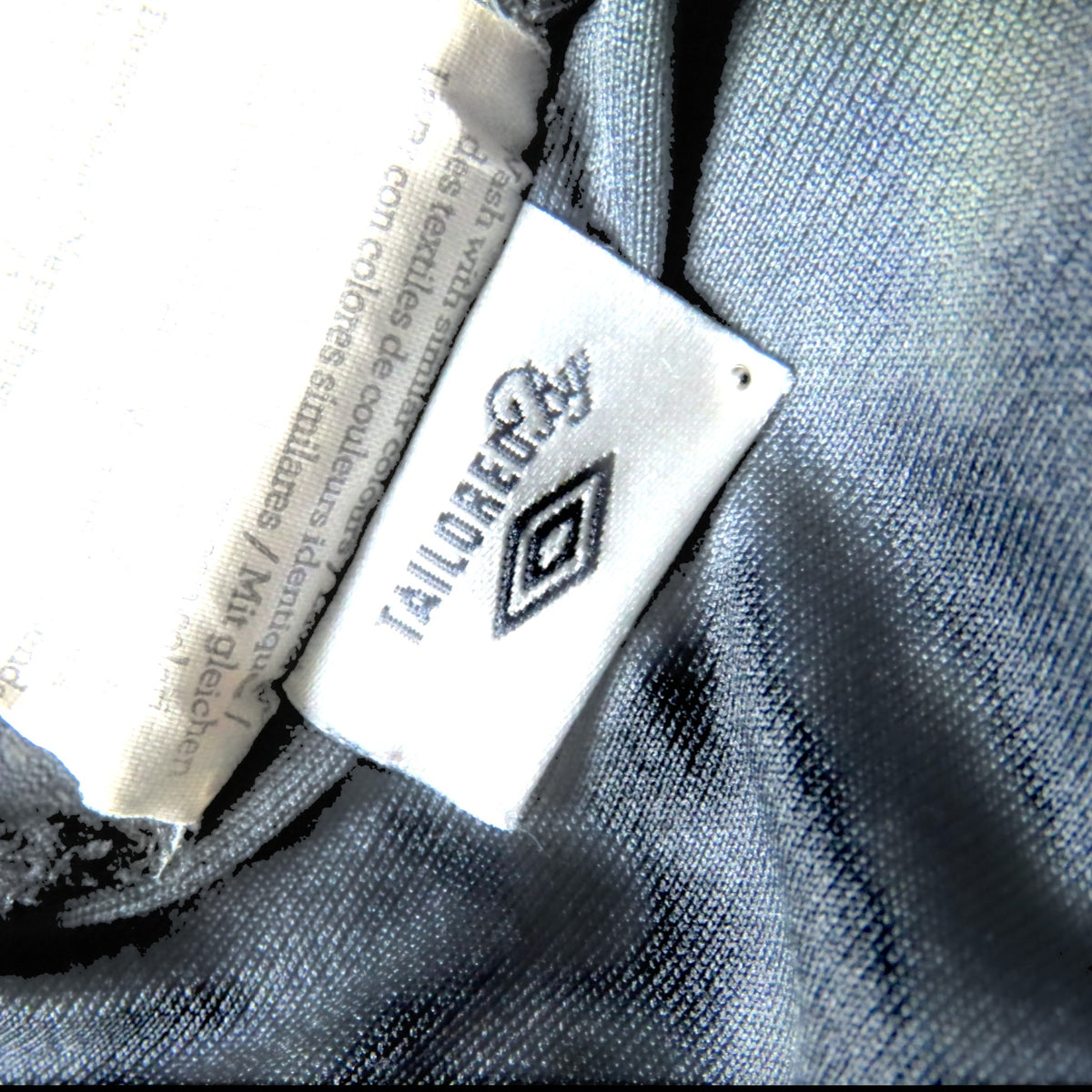 Nostalgic Football Shirts Lille 2012-13 voetbalshirt label met Umbro Tailored by logo in zwart en wit
