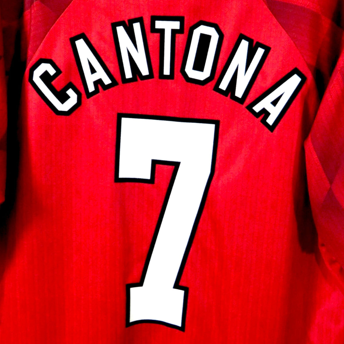Nostalgic Football Shirts Manchester United 1996-98 thuisshirt rood met Cantona 7 bedrukking op de achterzijde