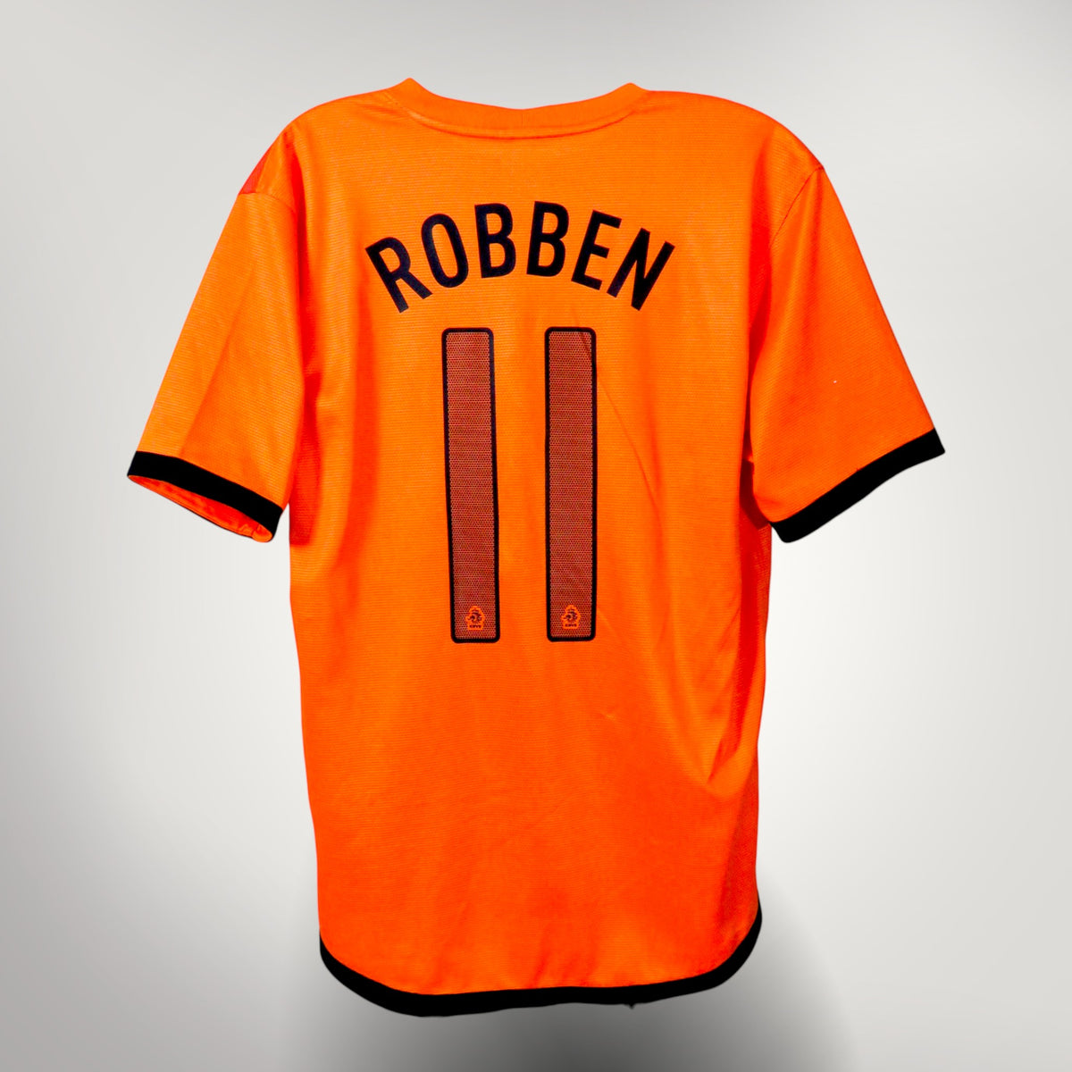 Nostalgic Football Shirts Nederlands 2012-14 thuisshirt oranje met Robben 11 bedrukking op de achterkant