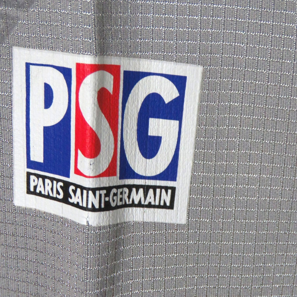 Nostalgic Football Shirts PSG 2000-01 keepershirt met grijs geruit patroon en geborduurd clublogo