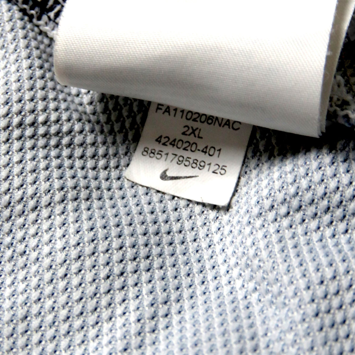 Nostalgic Football Shirts PSG 2011-12 thuisshirt maat XXL Nike label detail aan de binnenkant