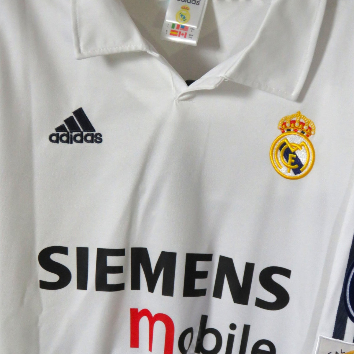 Nostalgic Football Shirts Real Madrid 2002-03 thuisshirt in wit met gouden embleem en Siemens Mobile sponsorlogo
