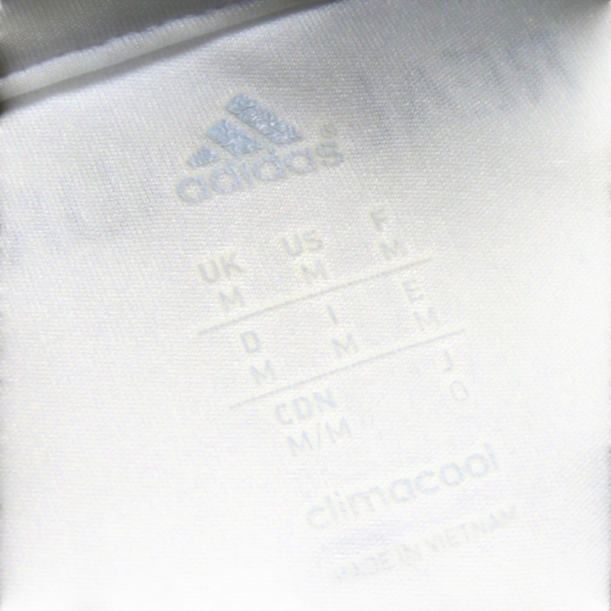 Nostalgic Football Shirts Real Madrid 2013-14 thuisshirt label met Adidas Climacool technologie maat M